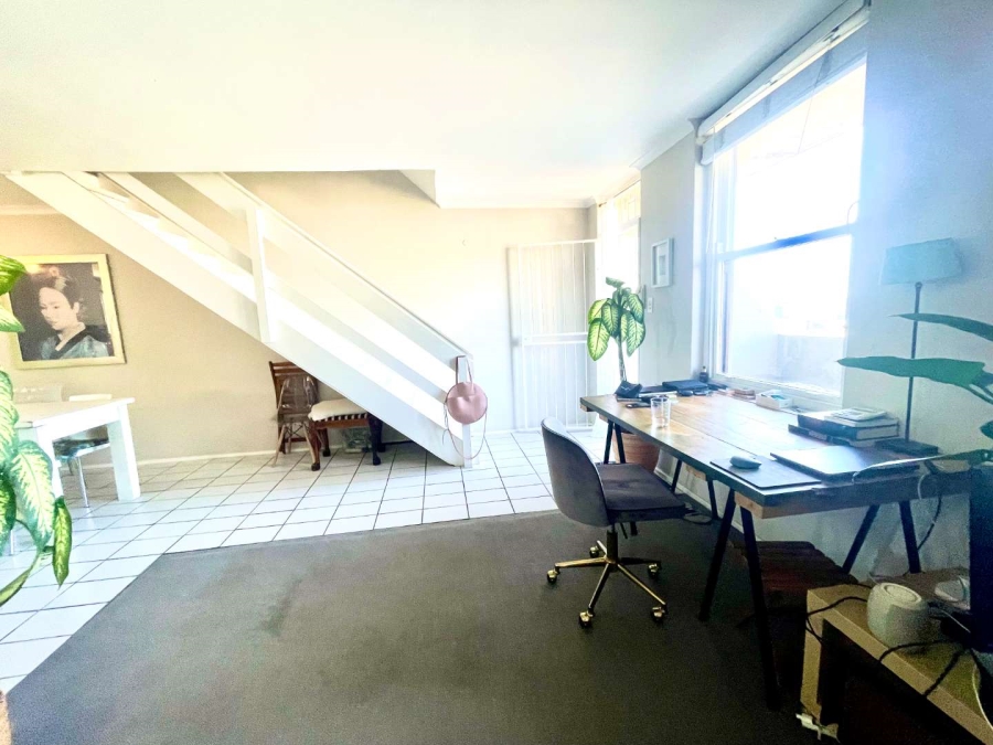 3 Bedroom Property for Sale in Zonnebloem Western Cape